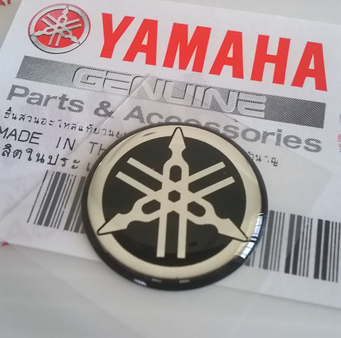 1 x YAMAHA 18mm TUNING FORK LOGO DECAL EMBLEM STICKERS - BLACK/SILVER